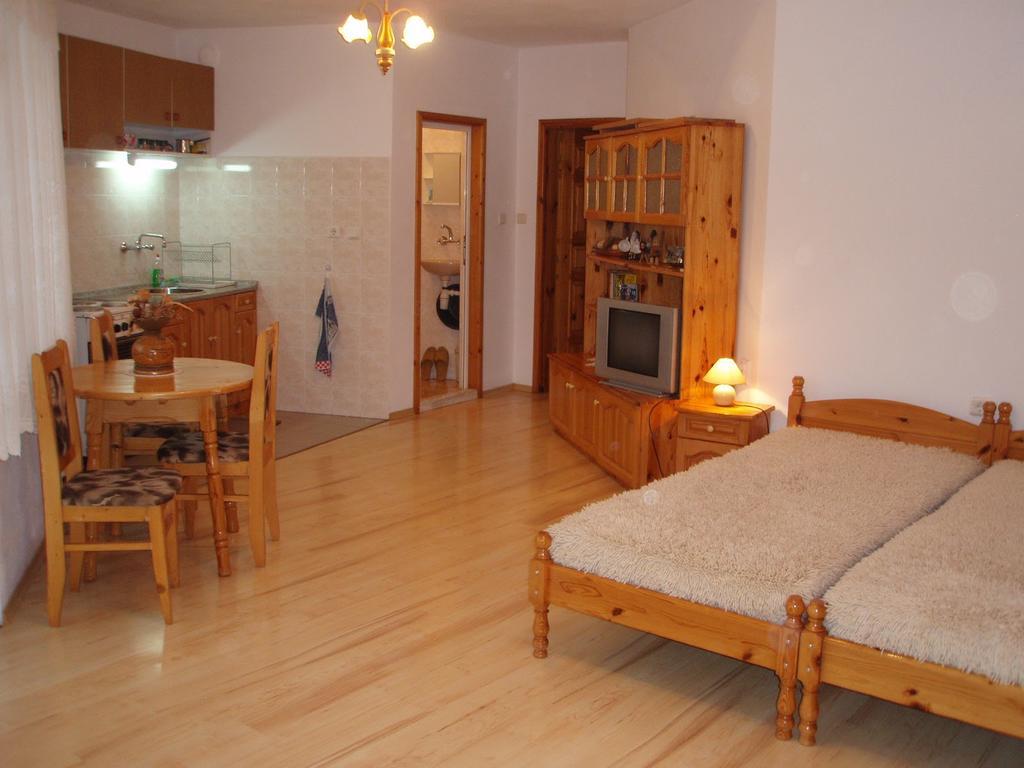 Georgievi Guest House Kalofer Eksteriør billede